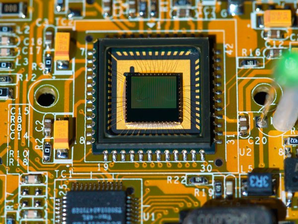 What Are the Best Smart Home Sensors for Monitoring Elderly Relatives?